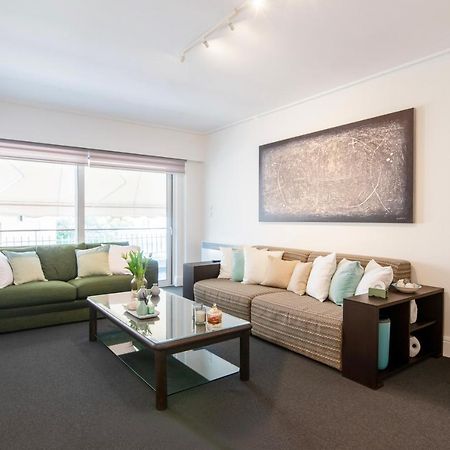 Sun & Sea Suite, Kavouri Athén Kültér fotó
